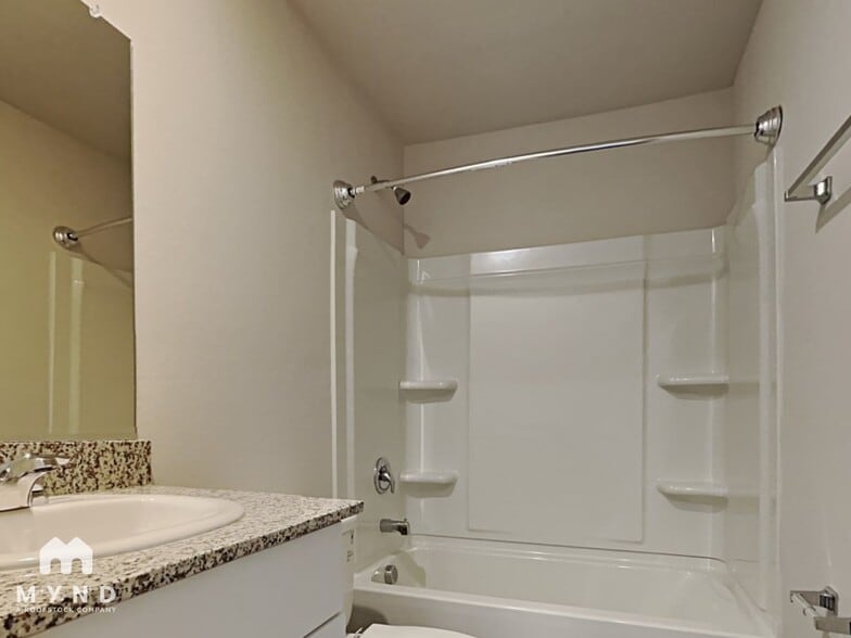 Building Photo - 9346 W Raven Dr