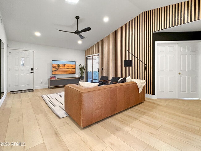 Building Photo - 16653 N 59th St