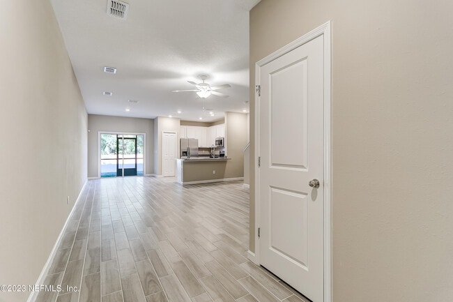 Building Photo - 2607 Sandy Dune Dr