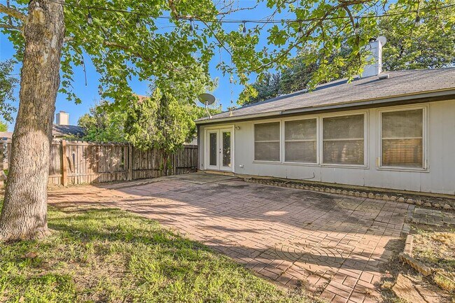 Building Photo - 3104 Jubilee Trail