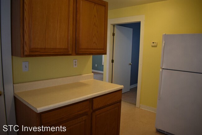 Building Photo - 3 br, 1 bath House - 518 W. Chandler