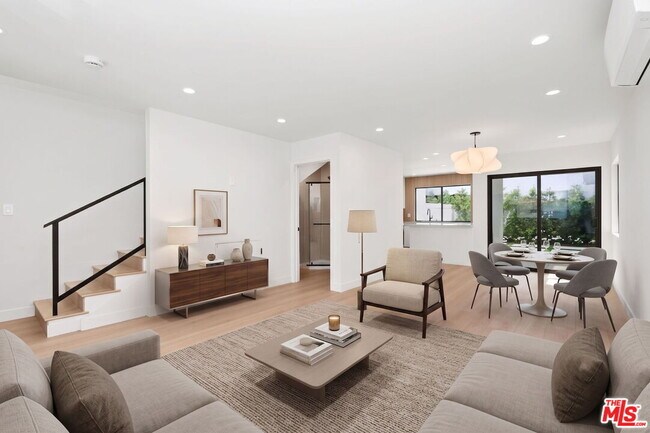 Building Photo - 5841 Whitworth Dr