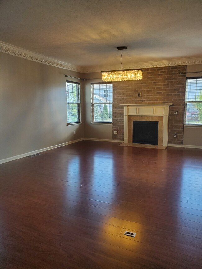 Building Photo - 13973 Catalina Dr