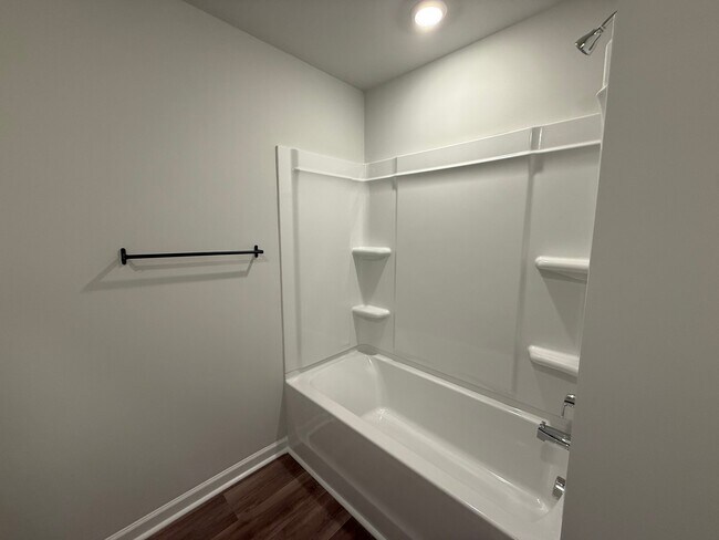 Building Photo - 1119 Cooper Hawk Ln SW