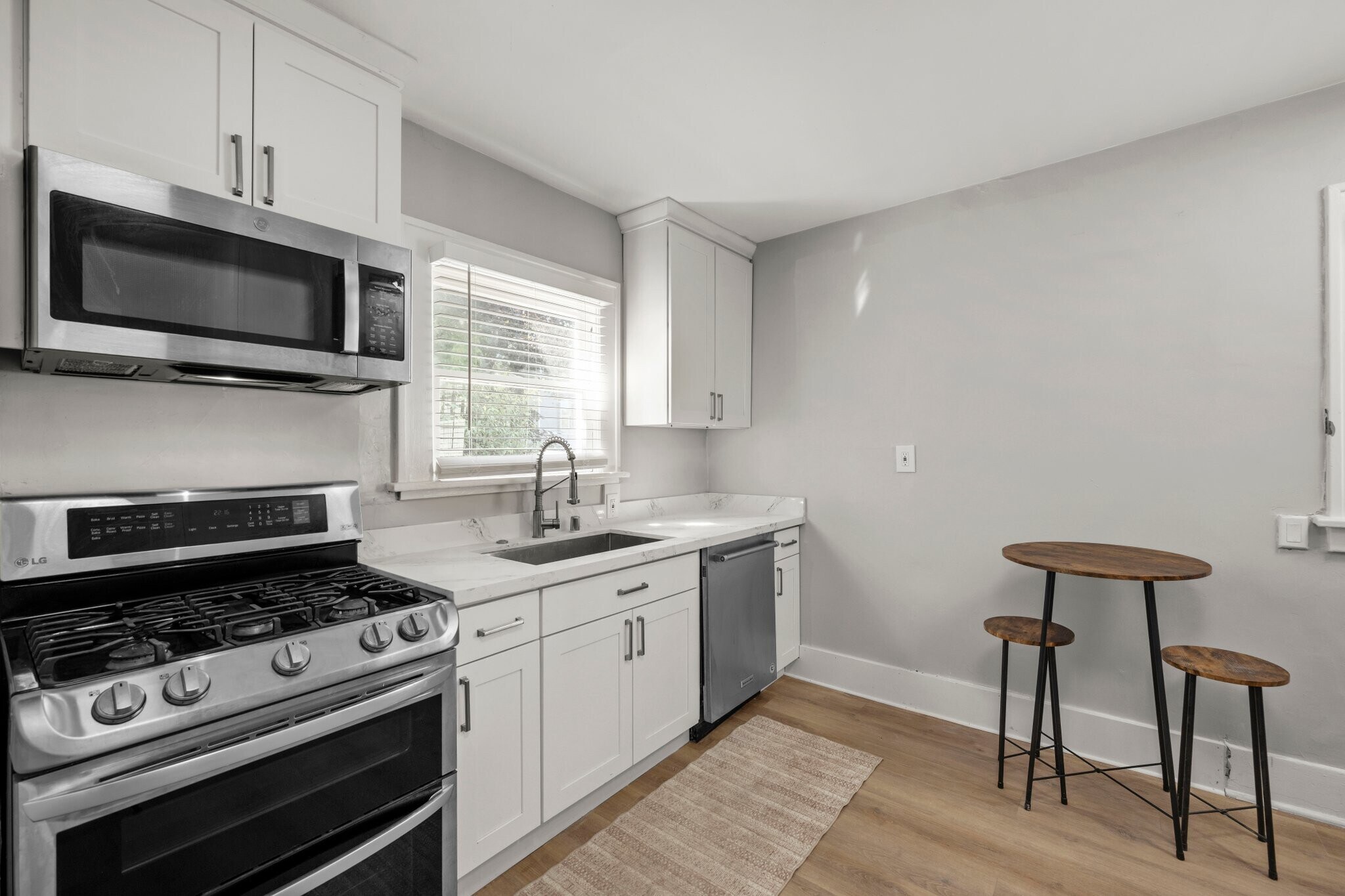 Building Photo - 4525 5th Ave NE
