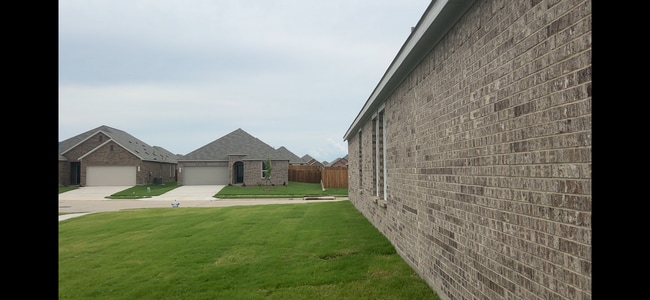 Building Photo - 509 Bridgewood Dr