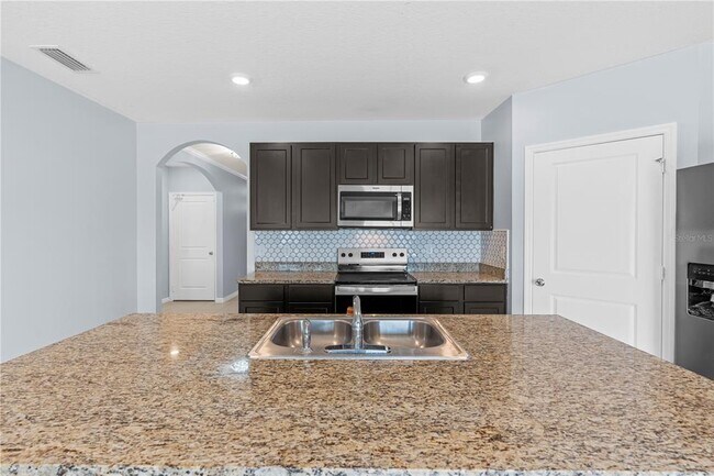 Building Photo - 10233 Opaline Sky Ct