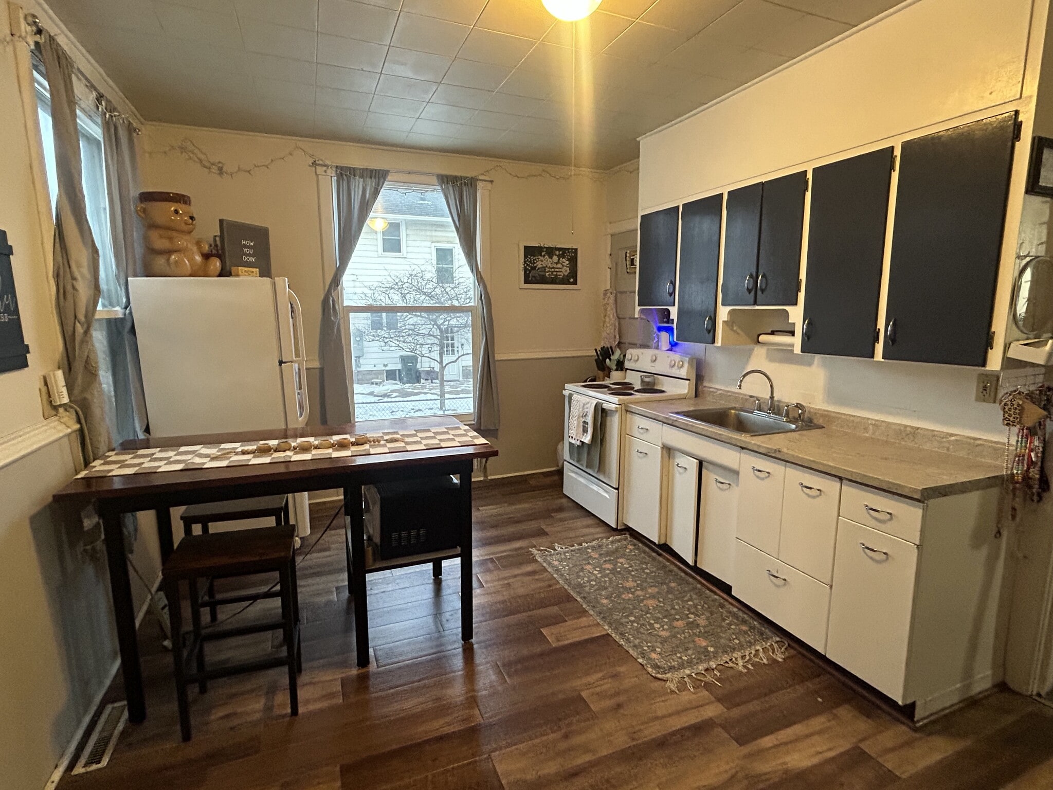 Kitchen Apt 1 - 821 Tremont St