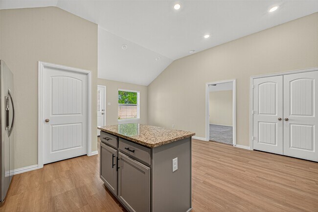 Building Photo - 6238 Milbridge Creek Ln
