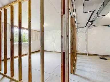 Building Photo - 520 Meadows Ct