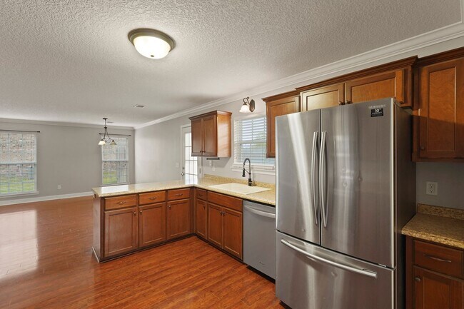 Building Photo - Charming 4-Bedroom Home for Rent in Hinesville, GA