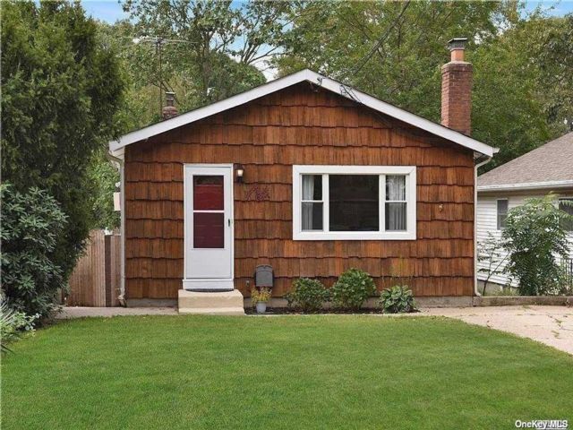 Primary Photo - 68A Whittier Dr