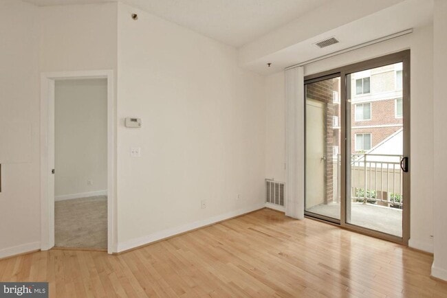 Building Photo - 7500 Woodmont Ave