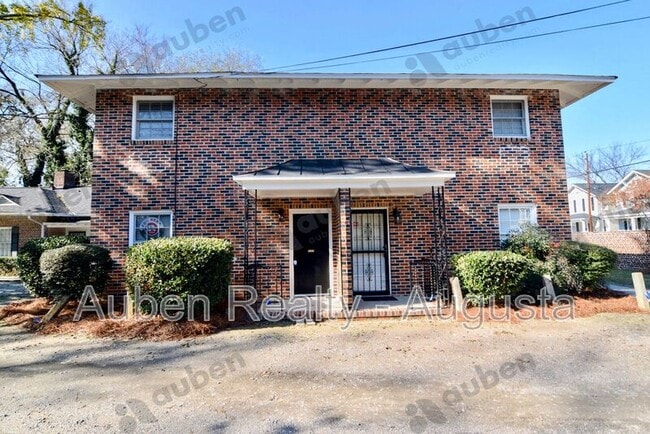Building Photo - 239 Greene St