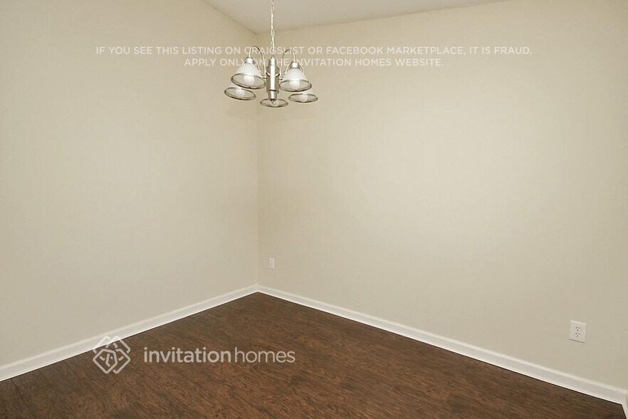 Building Photo - 211 Ashland Creek Ct