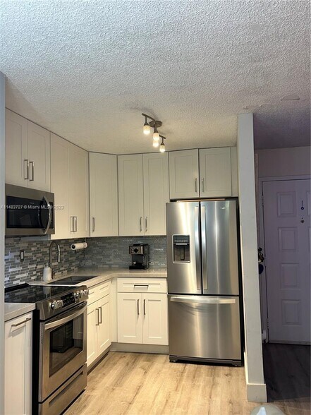 Building Photo - 15640 SW 80th St