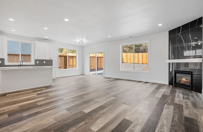 Primary Photo - Coming Soon – Modern 3 Bedroom, 2 bath Home!
