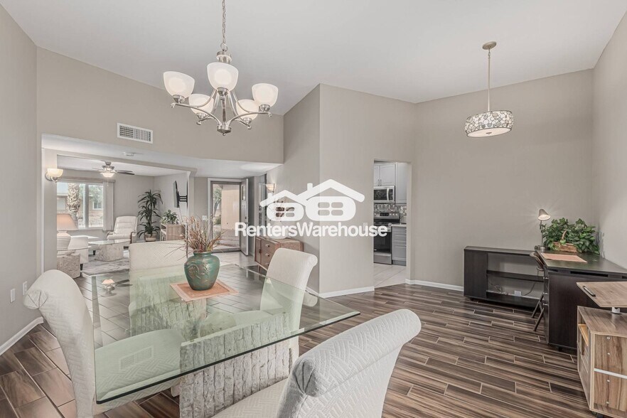Building Photo - 10871 W Buccaneer Dr