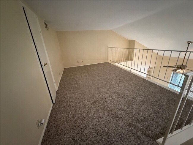 Building Photo - 14777 Wunderlich Dr