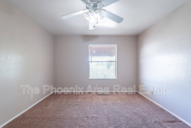 Building Photo - 16657 E Gunsight Dr