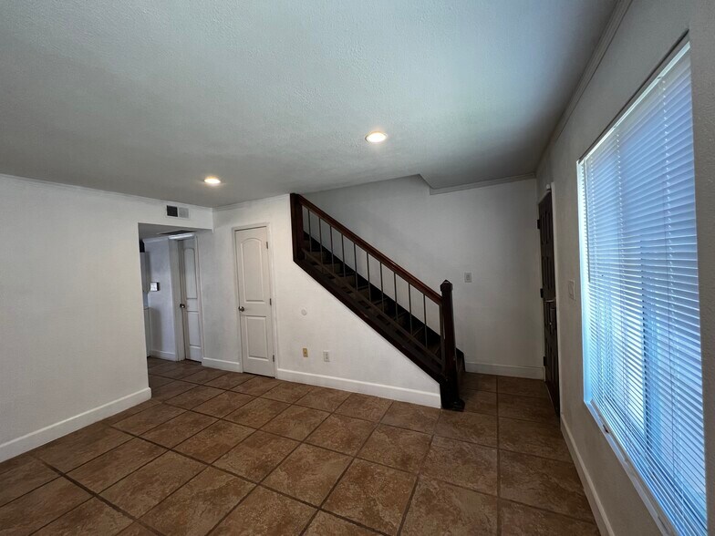 Building Photo - 82567 Avenue 48
