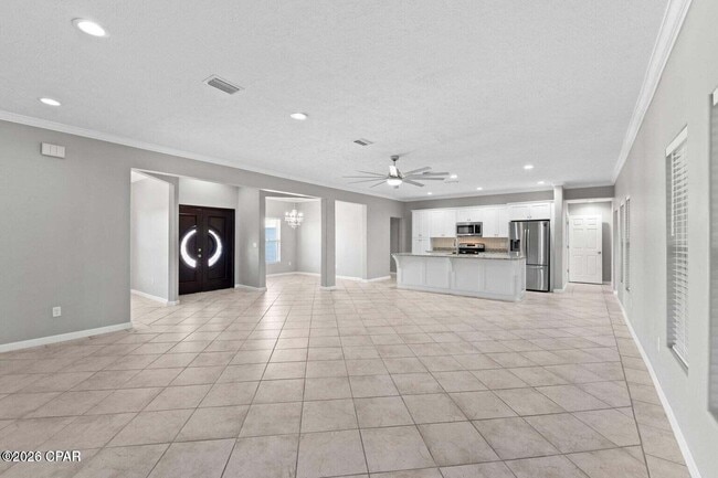 Building Photo - 1041 Plantation Dr