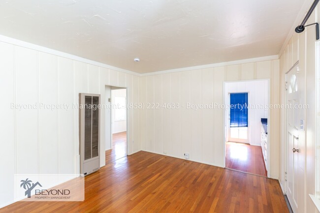 Building Photo - !!!QUAINT NORTHPARK COTTAGE 2 BEDROOM 1 BA...