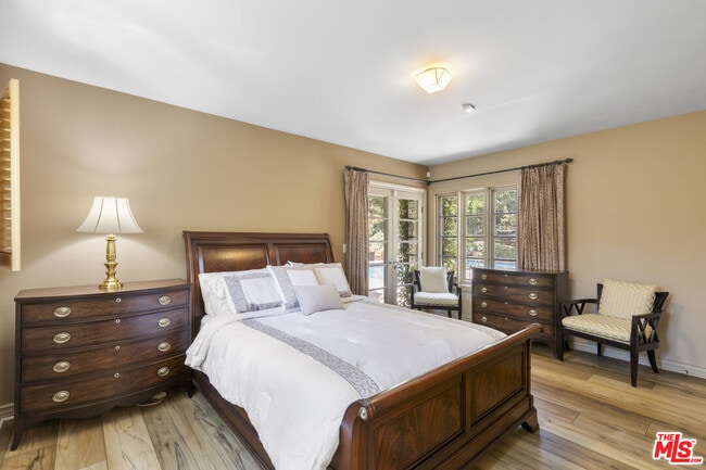 Building Photo - 3265 Mandeville Canyon Rd
