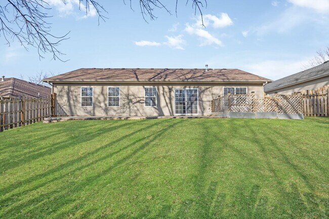 Building Photo - 5104 Sandstone Dr