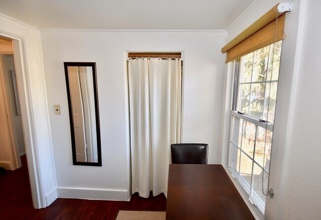 Building Photo - 58 S East St