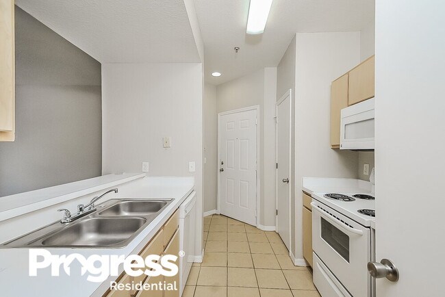 Building Photo - 8513 Lucuya Way