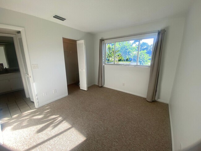 Building Photo - Golf Course Condo on Seven Springs Golf and Country Club