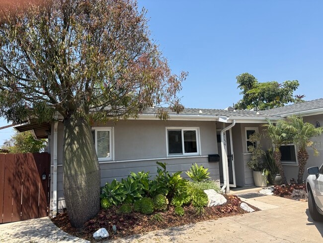 Building Photo - 4354 Mount Castle Ave