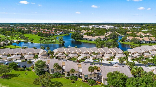 Building Photo - 16914 Waterbend Dr