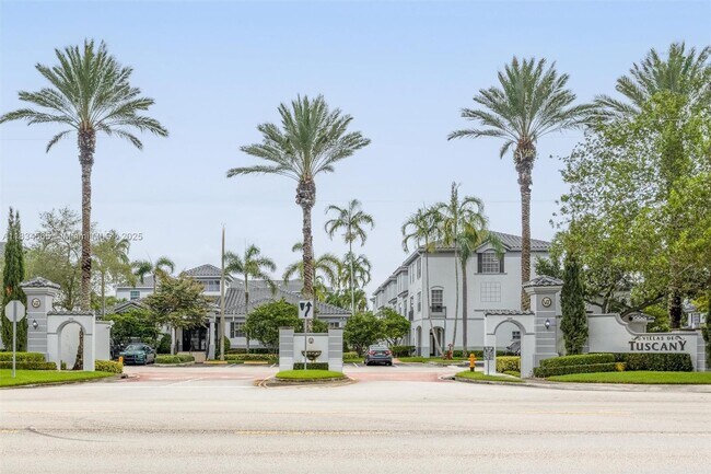 Building Photo - 775 SW 148th Ave