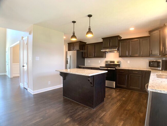 Building Photo - 1734 Ellie Piper Cir