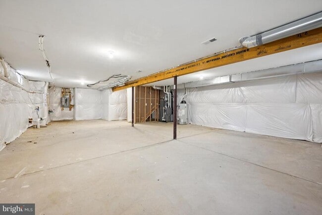 Building Photo - 724 Northwood Ave