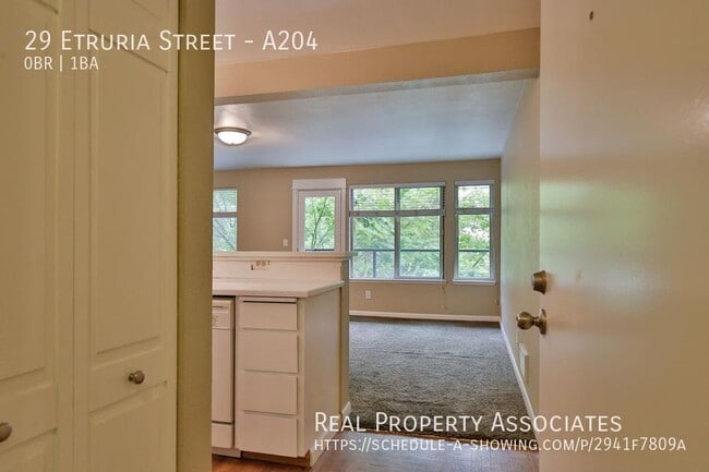 Building Photo - 29 Etruria St