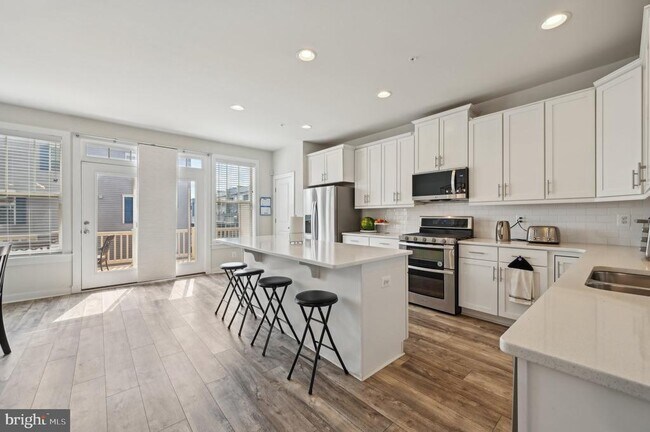 Building Photo - 3455 Flatwoods Dr