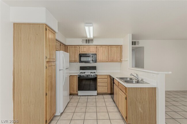 Building Photo - 5710 Tropicana Ave