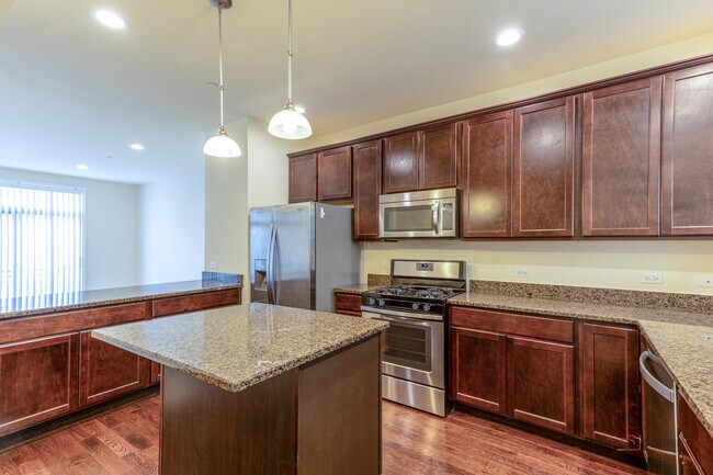 Building Photo - 409 Alpine Springs Dr