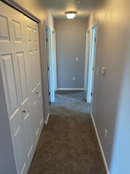 Building Photo - 4094 W Marble Way