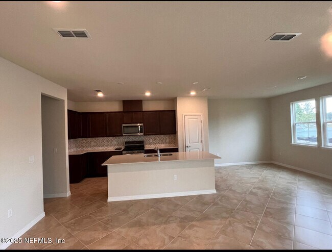 Building Photo - 56 Sage Hen Dr