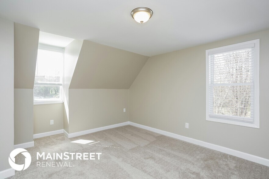 Building Photo - 1001 Hornbuckle Ct