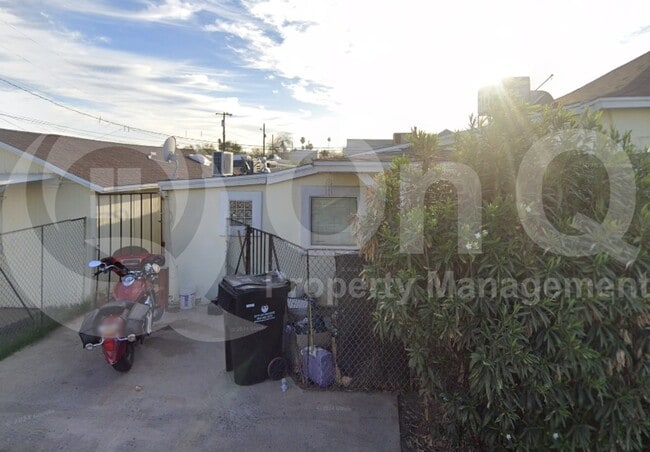 Primary Photo - 1548 W McKinley St