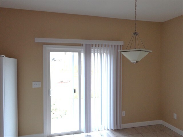 Building Photo - 8312 Ainsworth St