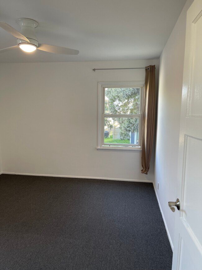 Bedroom 1 - 1827 18th St