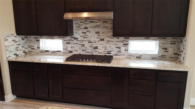 Building Photo - 108 Farola Cove