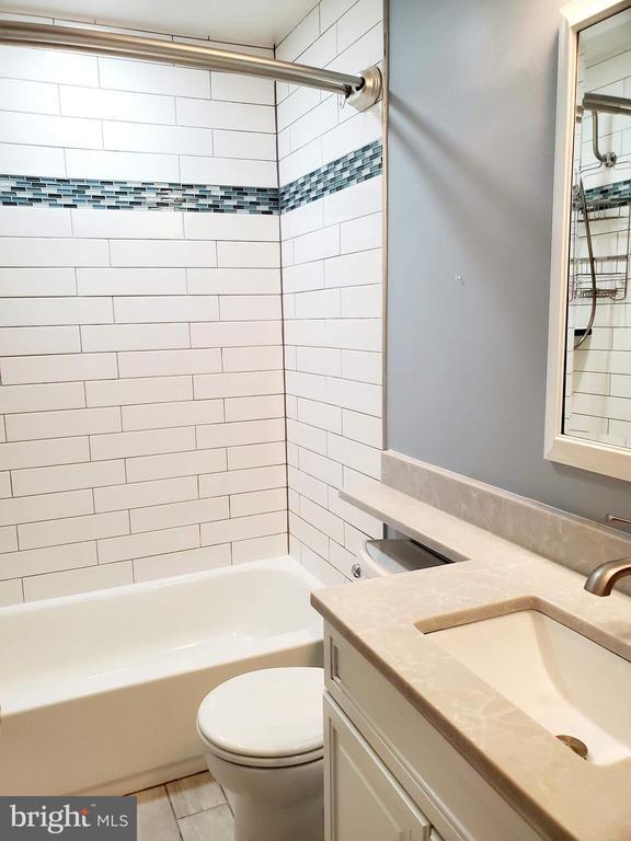 Building Photo - 12001 Brice House Ct