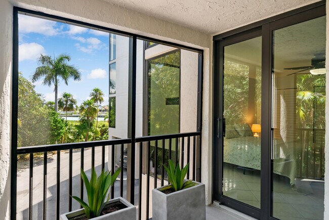 Building Photo - 7101 Gulf of Mexico Blvd